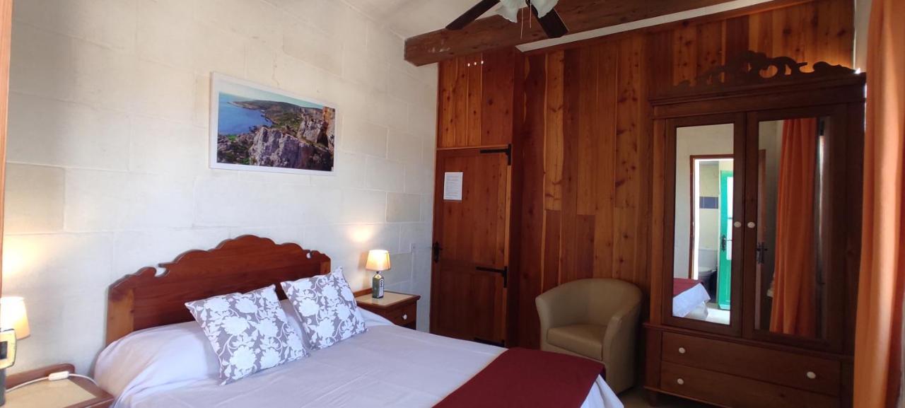 Ta Ildis Farmhouse Nadur Bagian luar foto